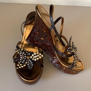 One of kind, Made in Italy cork wedges.